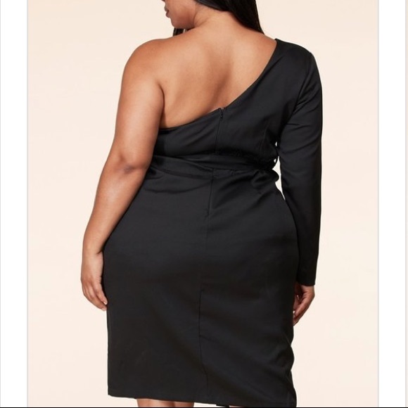 New plus black dress - Picture 6 of 10